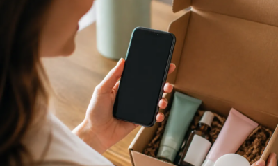 تطبيق منتجات مجاني للاختبار على iPhone يعمل